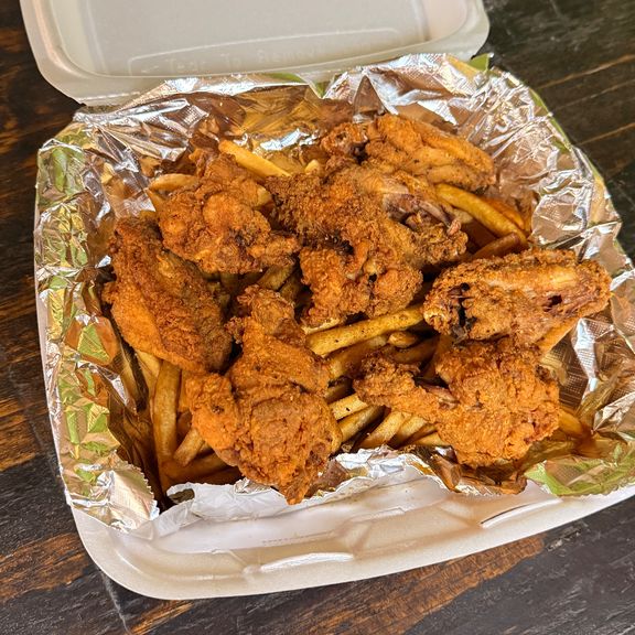 12 Pc Wing Basket